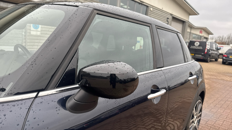 MINI Hatchback 2.0 Cooper S Exclusive 5dr Auto Petrol Hatchback